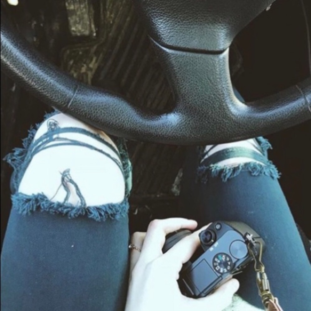 American Eagle Ripped Jeans